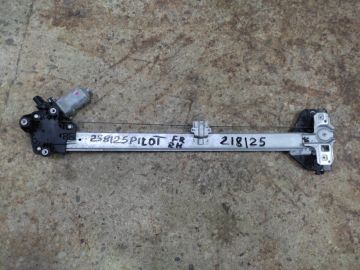 Стеклоподъемник передн. прав. HONDA PILOT 08-15