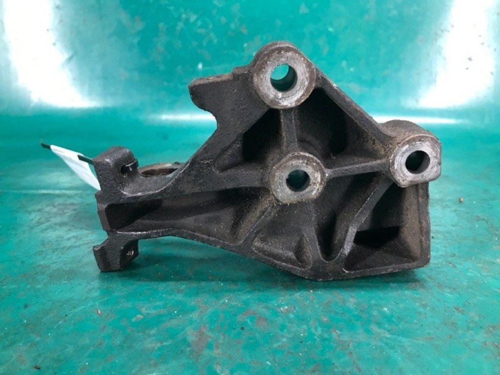 56997-PMM-A00 | Кронштейн насоса гідропідсилювача керма HONDA CIVIC ES 00-05 - Фото 5