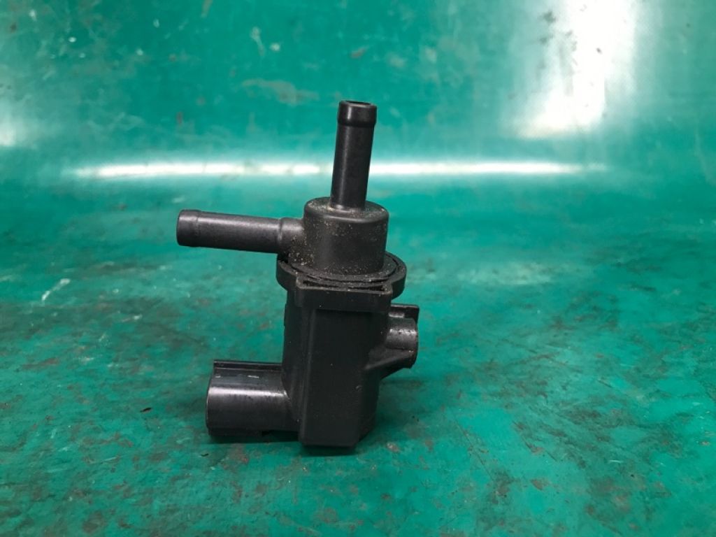 90910-12272 | Клапан електромагнітний (вакуумний) TOYOTA SOLARA 03-09
