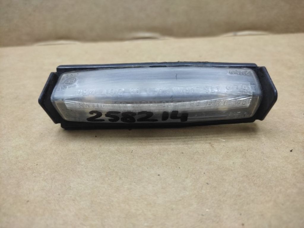 81270-AA020 | Підсвічування номера TOYOTA CAMRY 40 06-11