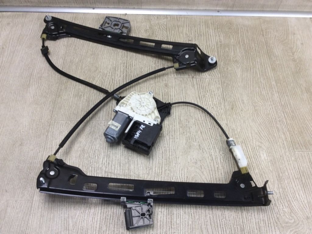 3C8837462M | Стеклоподъемник передн. прав. VOLKSWAGEN PASSAT CC 12-18