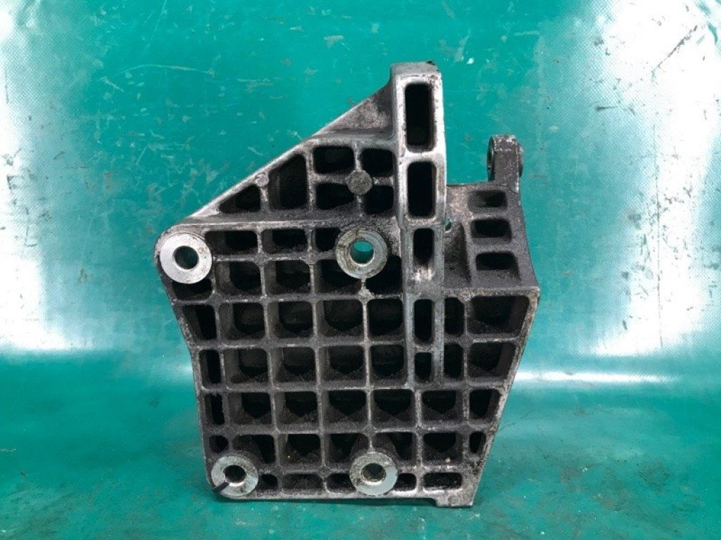 38930-RCA-A01 | Кронштейн компрессора кондиционера ACURA MDX (YD1) 00-06 - Фото 4