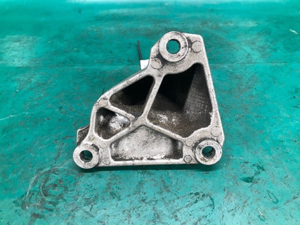 50826-S3V-A01 | Кронштейн двигуна передн. ACURA MDX (YD1) 00-06 - Фото 6