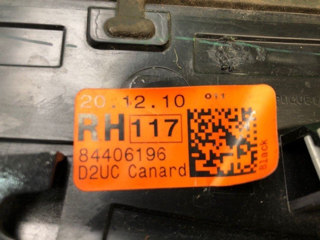 84406196 | Накладка крышки багажника задн. прав. CHEVROLET EQUINOX 17- - Фото 4