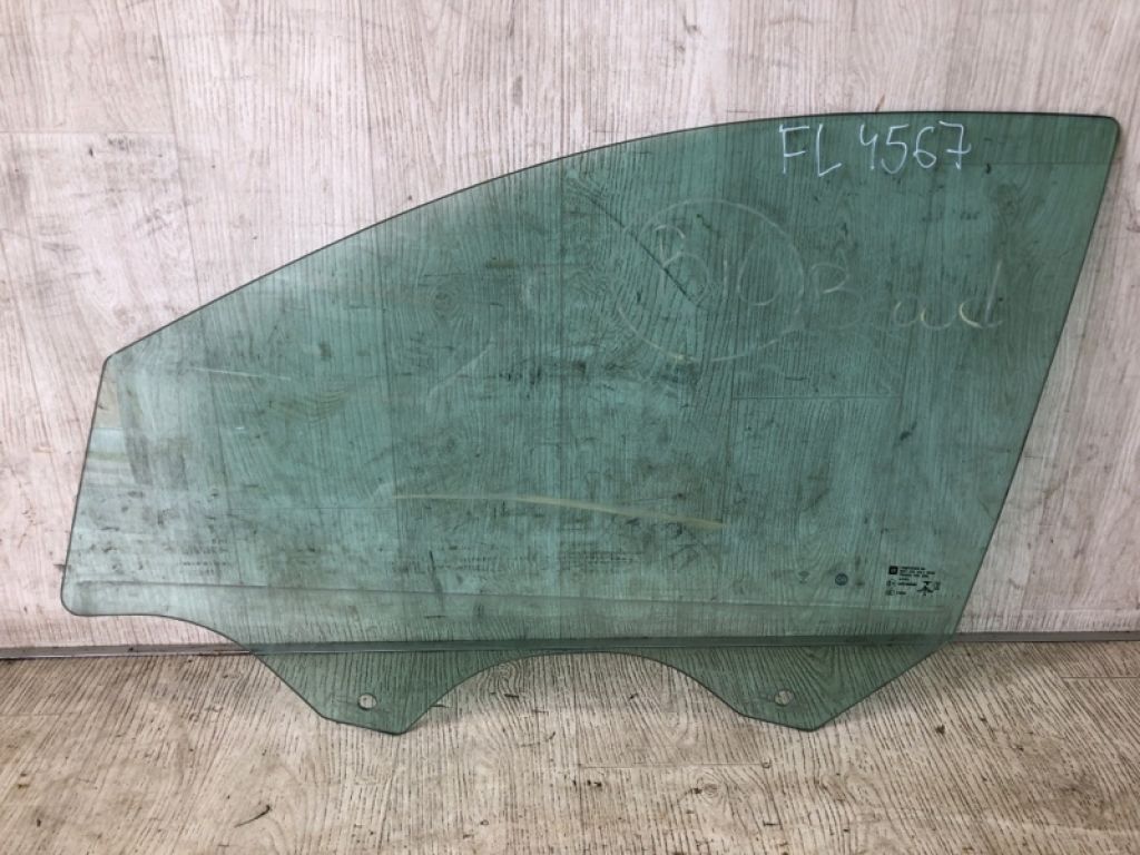 84398671 | Скло дверей передн. лів. CHEVROLET EQUINOX 17-