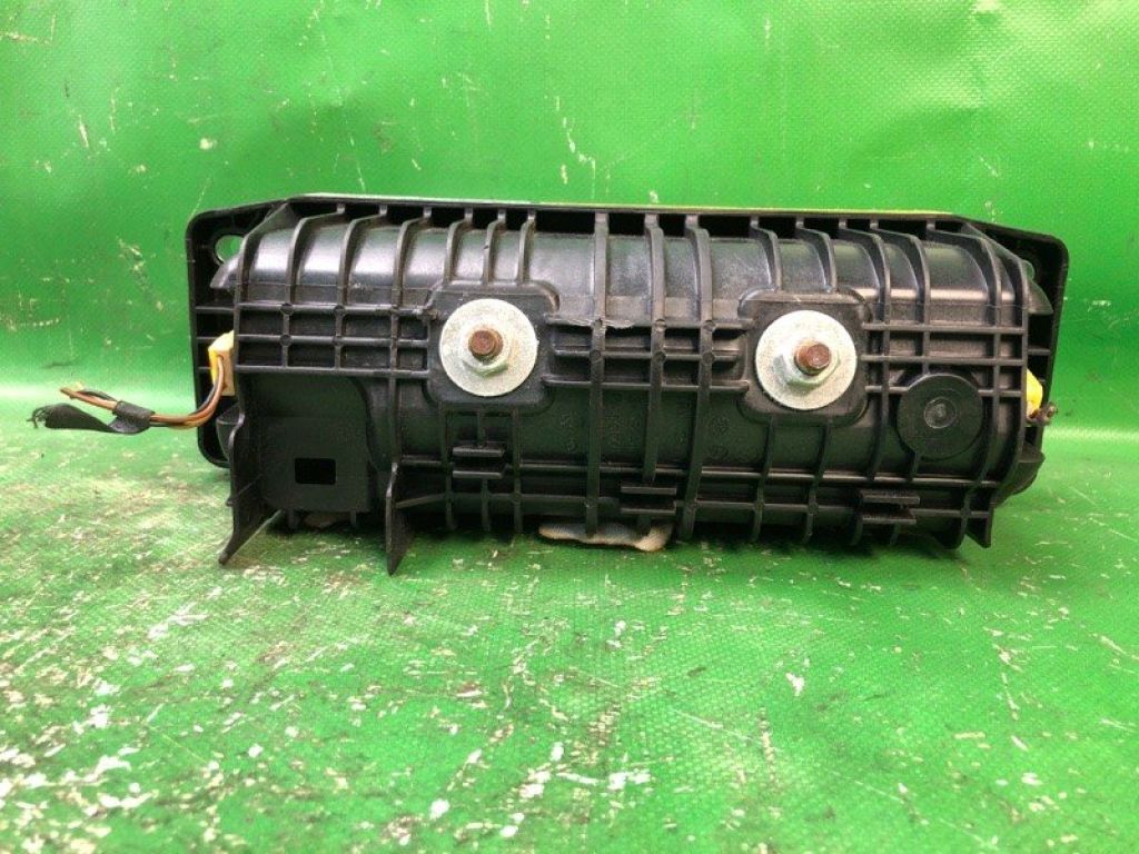 561 880 204 A | Подушка безопасности пассажира VOLKSWAGEN PASSAT B7 11-15 - Фото 3