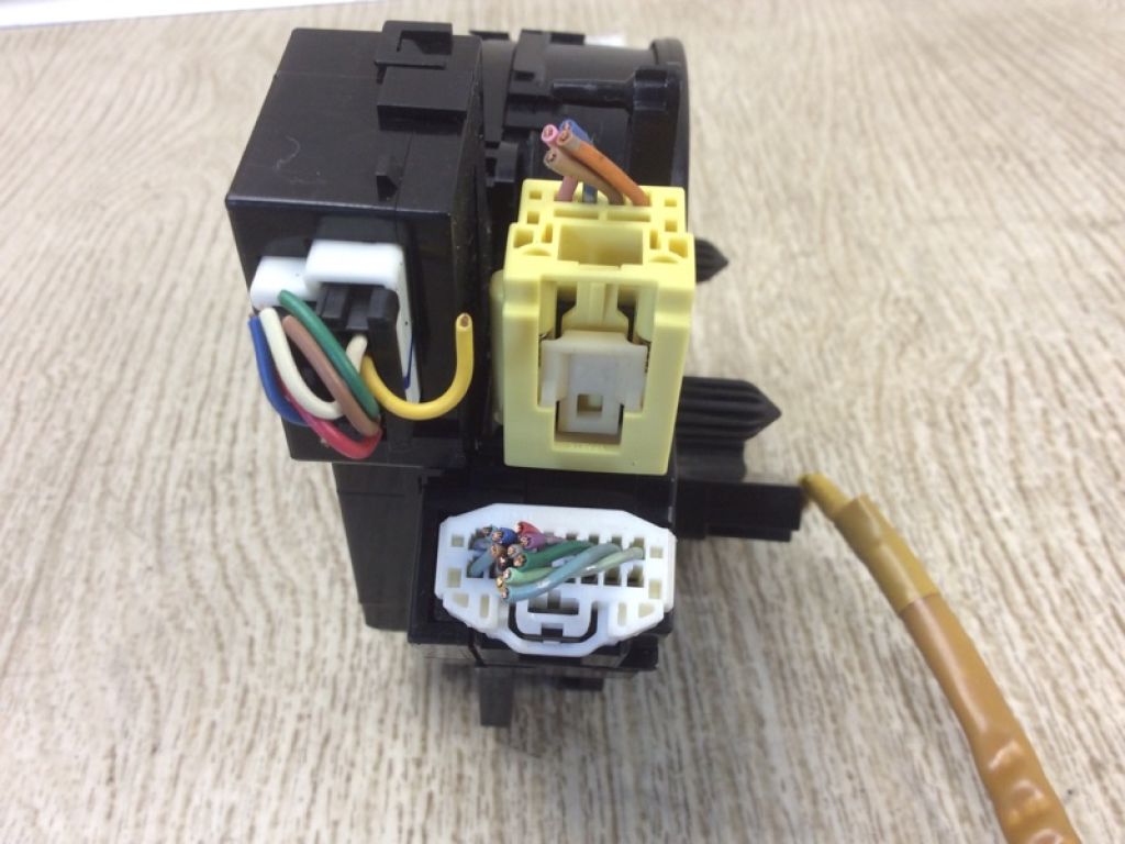 BBM2-66-CS0A | Шлейф Airbag MAZDA 3 BL 09-13 - Фото 3