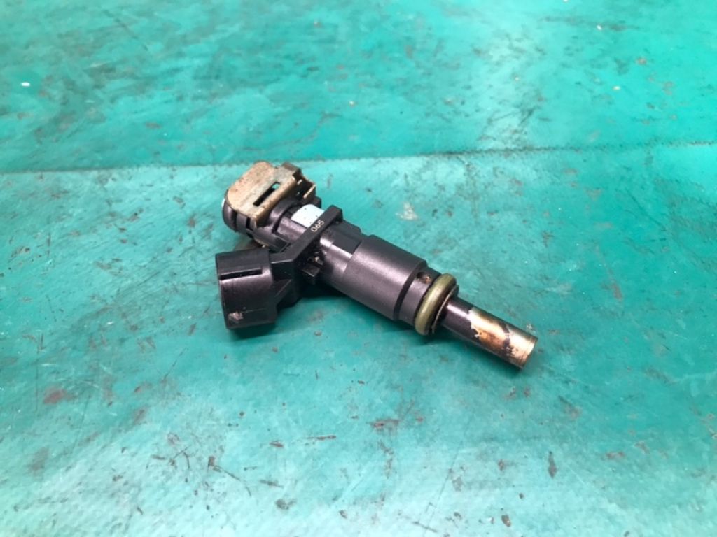 07K 906 031 C | Форсунка топливная VOLKSWAGEN JETTA USA 10-17