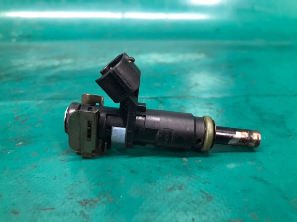 07K 906 031 C | Форсунка топливная VOLKSWAGEN JETTA USA 10-17 - Фото 4