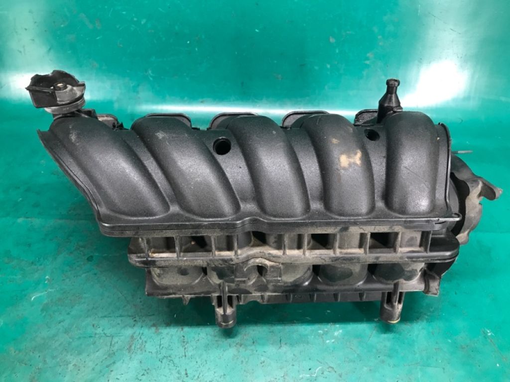 07K 133 201 M | Колектор впускний VOLKSWAGEN PASSAT B7 11-15 - Фото 3