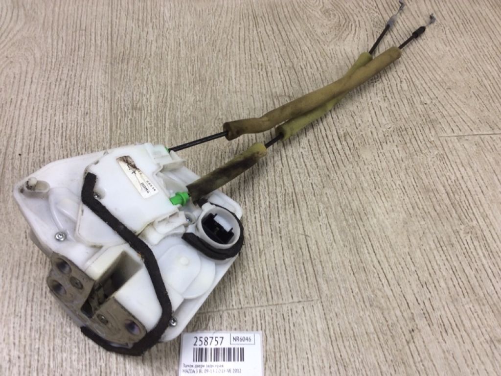 BBM4-72-310A | Замок двери задн. прав. MAZDA 3 BL 09-13 - Фото 2