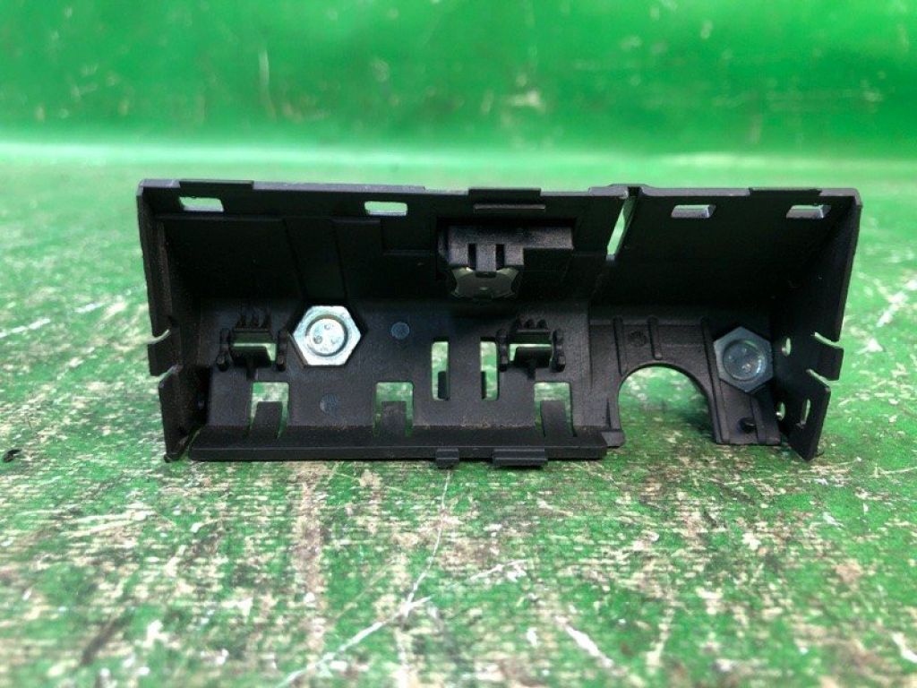 5N0827566T | Кнопка відкриття багажника зовнішня VOLKSWAGEN PASSAT B7 11-15