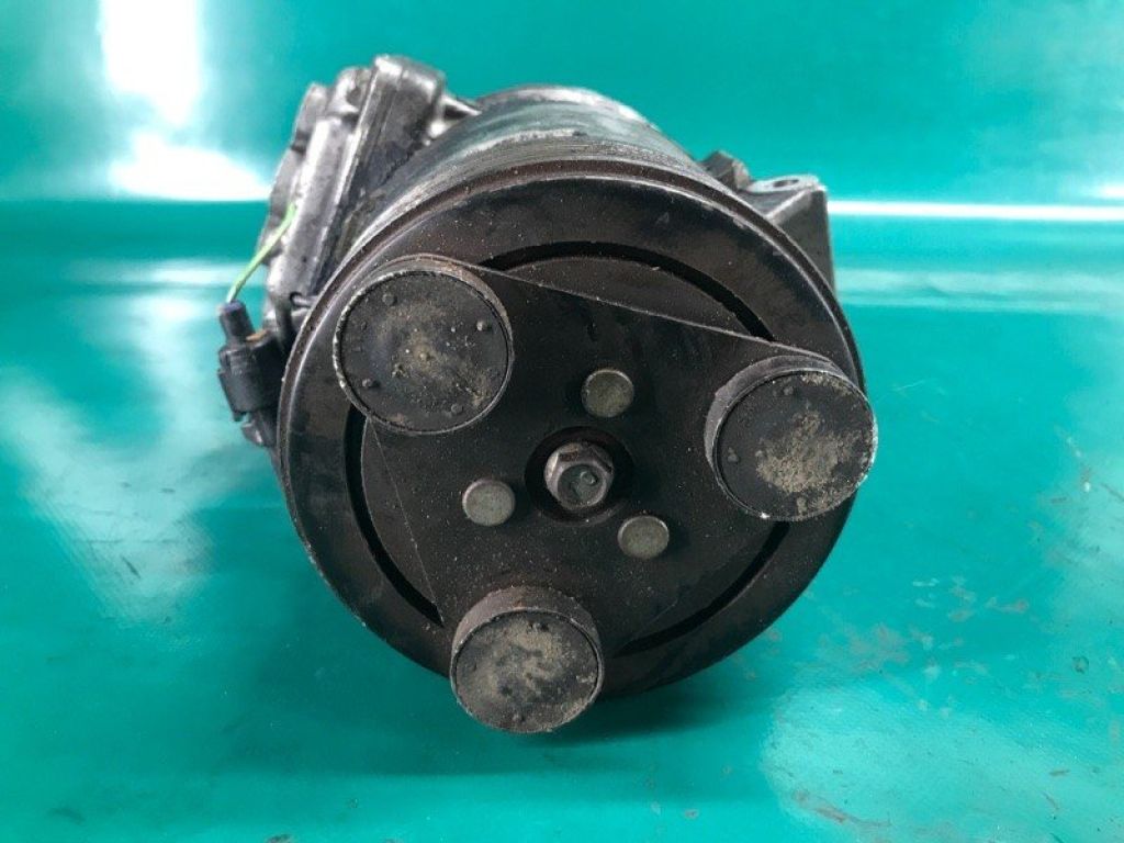 95200-76KA1 | Компресор кондиціонера SUZUKI KIZASHI 09-14 - Фото 6