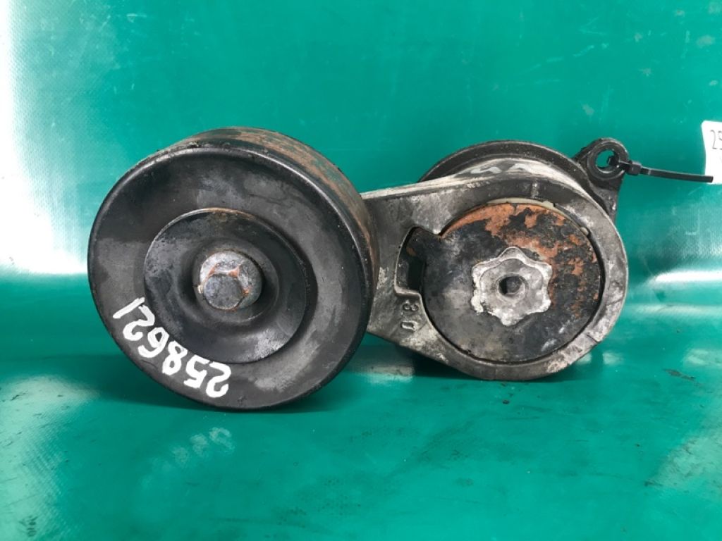 16620-0W025 | Натягувач ременя генератора LEXUS IS300 99-05