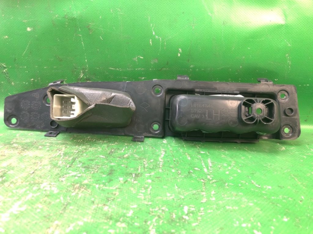 4602933AA | Кнопка стеклоподъемника задн. лев. JEEP COMPASS 06-16 - Фото 3