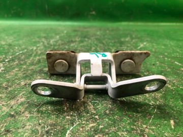 Петля кришки багажника задн. лів. JEEP COMPASS 06-16