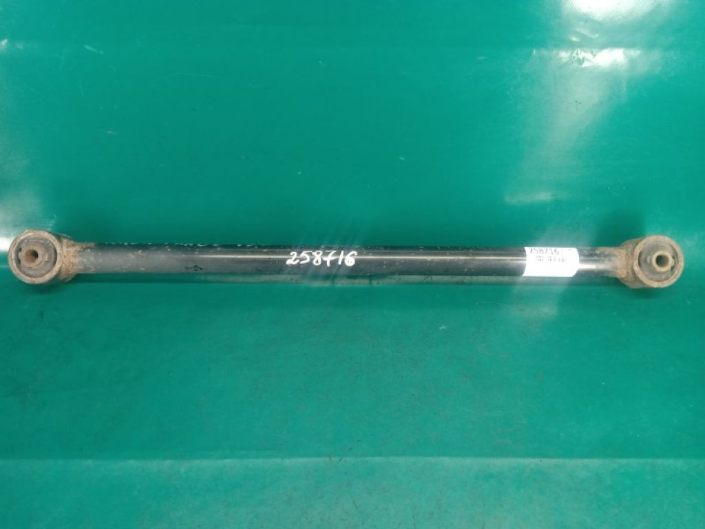 48720-35061 | Рычаг задней подвески продольный лев. TOYOTA LAND CRUISER PRADO 150 09-17