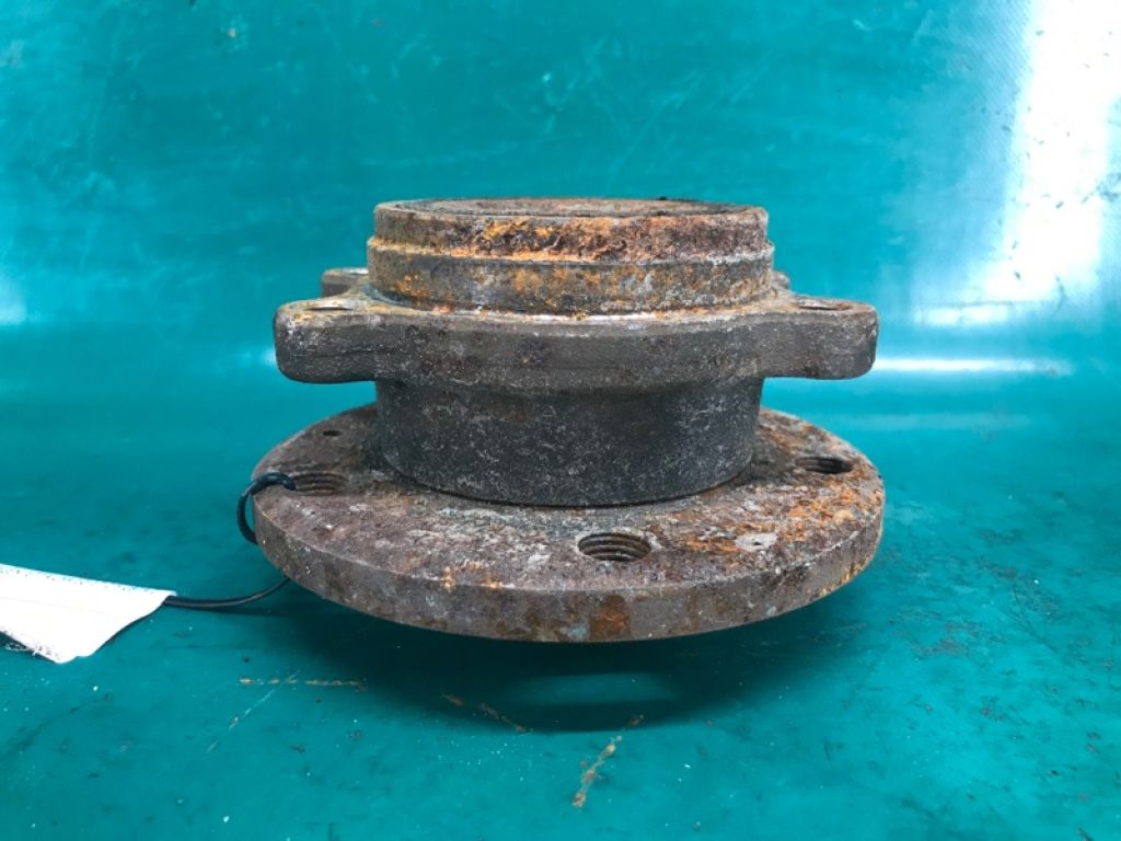 5K0 498 621 | Ступица передн. прав. VOLKSWAGEN JETTA USA 10-17 - Фото 4