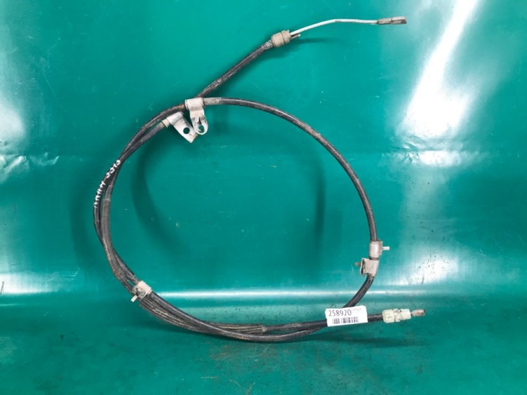 4862226AG | Трос стояночного тормоза прав. DODGE JOURNEY 08-20