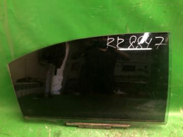 Скло дверей задн. прав. LEXUS ES300 ES330 01-06