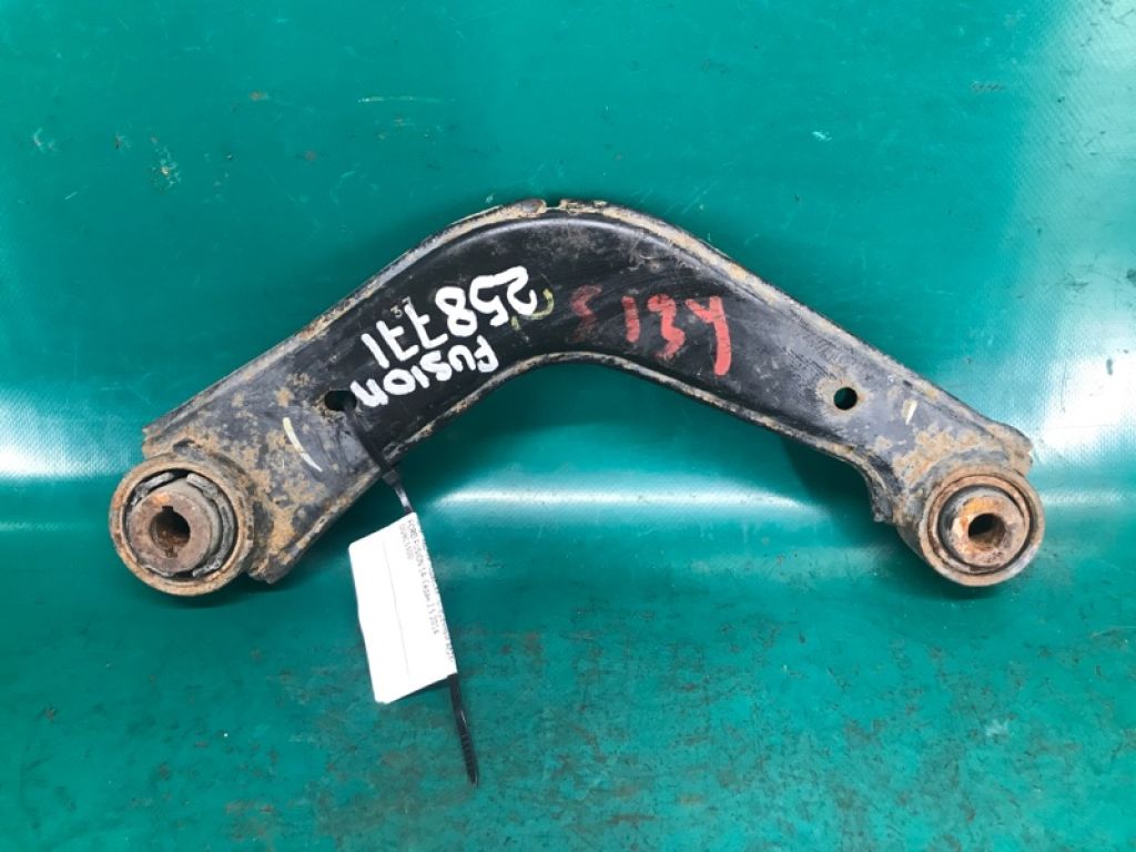 DG9Z-5500-A | Рычаг задней подвески поперечный верхний лев. FORD FUSION 14-