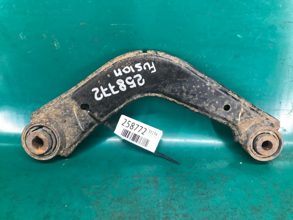 DG9Z-5500-A | Рычаг задней подвески поперечный верхний прав. FORD FUSION 14-