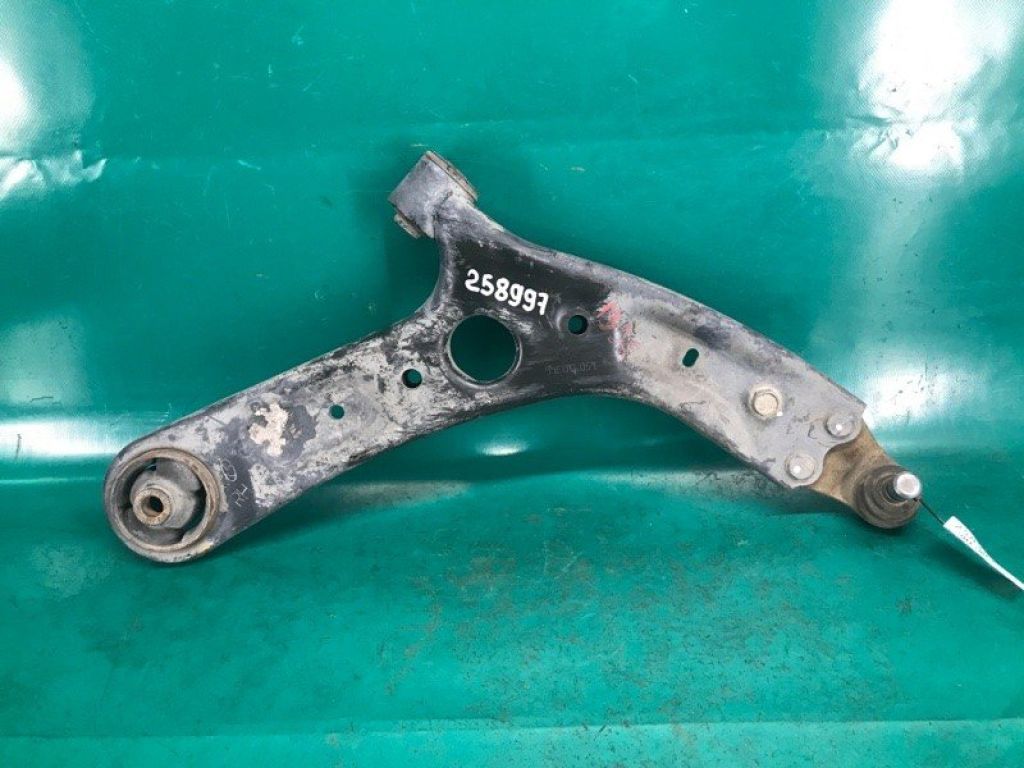 54501-B2000 | Важіль передньої підвіски нижній прав. KIA SOUL PS 13-19