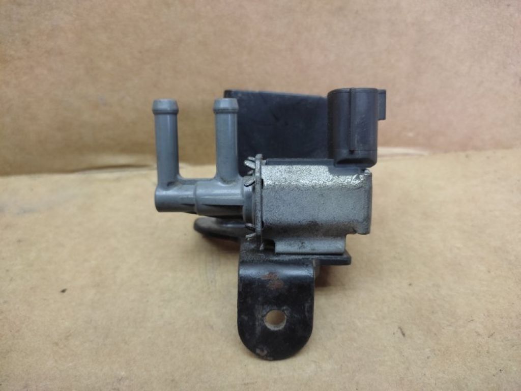 14930-CD700 | Клапан електромагнітний (вакуумний) INFINITI FX S50 03-08