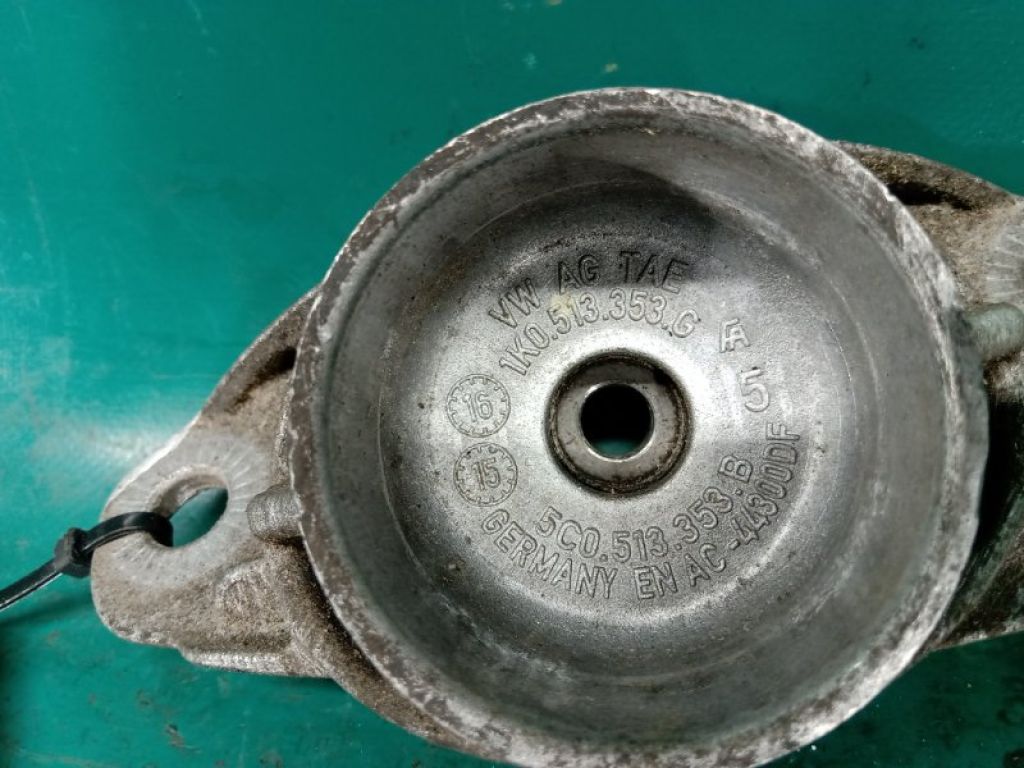 1K0 513 353 G | опора амортизатора задн. VOLKSWAGEN JETTA USA 10-17 - Фото 5
