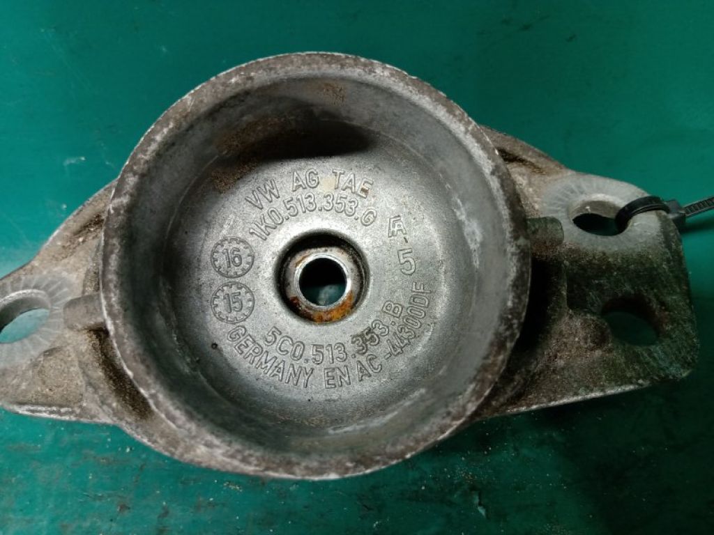1K0 513 353 G | опора амортизатора задн. VOLKSWAGEN JETTA USA 10-17 - Фото 5