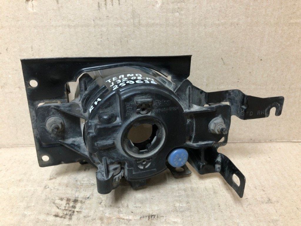 26150-8990A | Противотуманная фара прав. NISSAN TEANA J32 08-14 - Фото 2