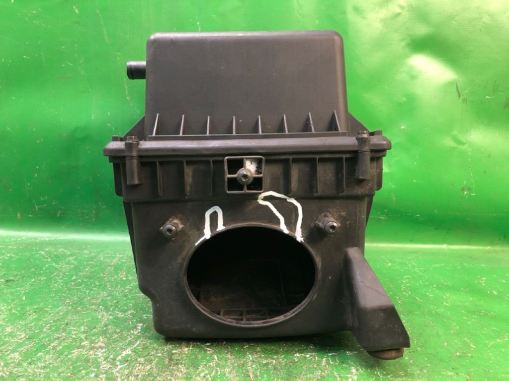 68045121AC | Корпус воздушного фильтра DODGE JOURNEY 08-20