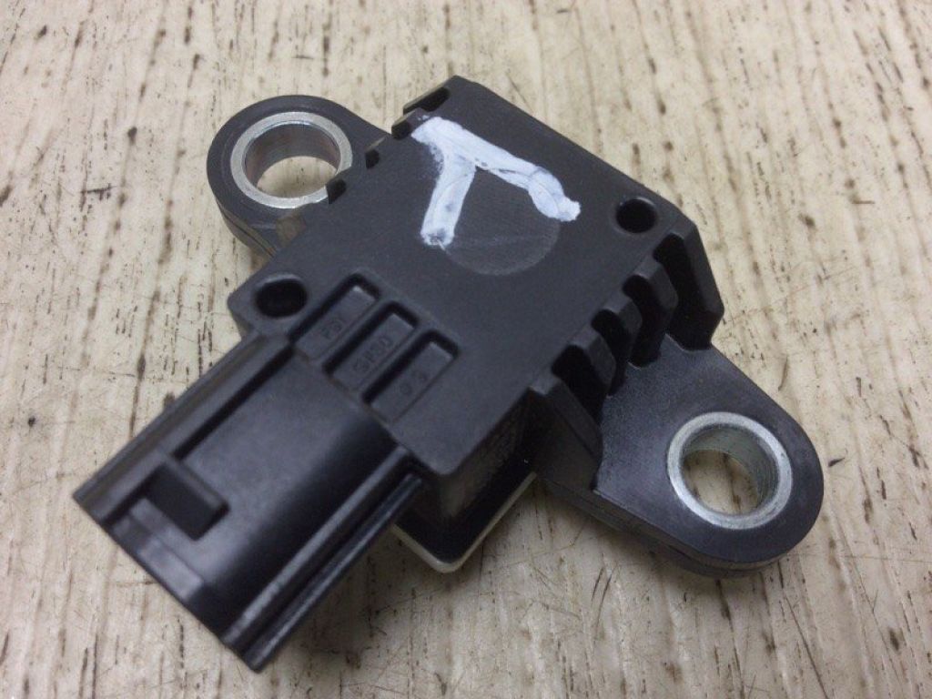 98836-3TA8A | Датчик удару передн. NISSAN X-TRAIL/ROGUE T32 13-20