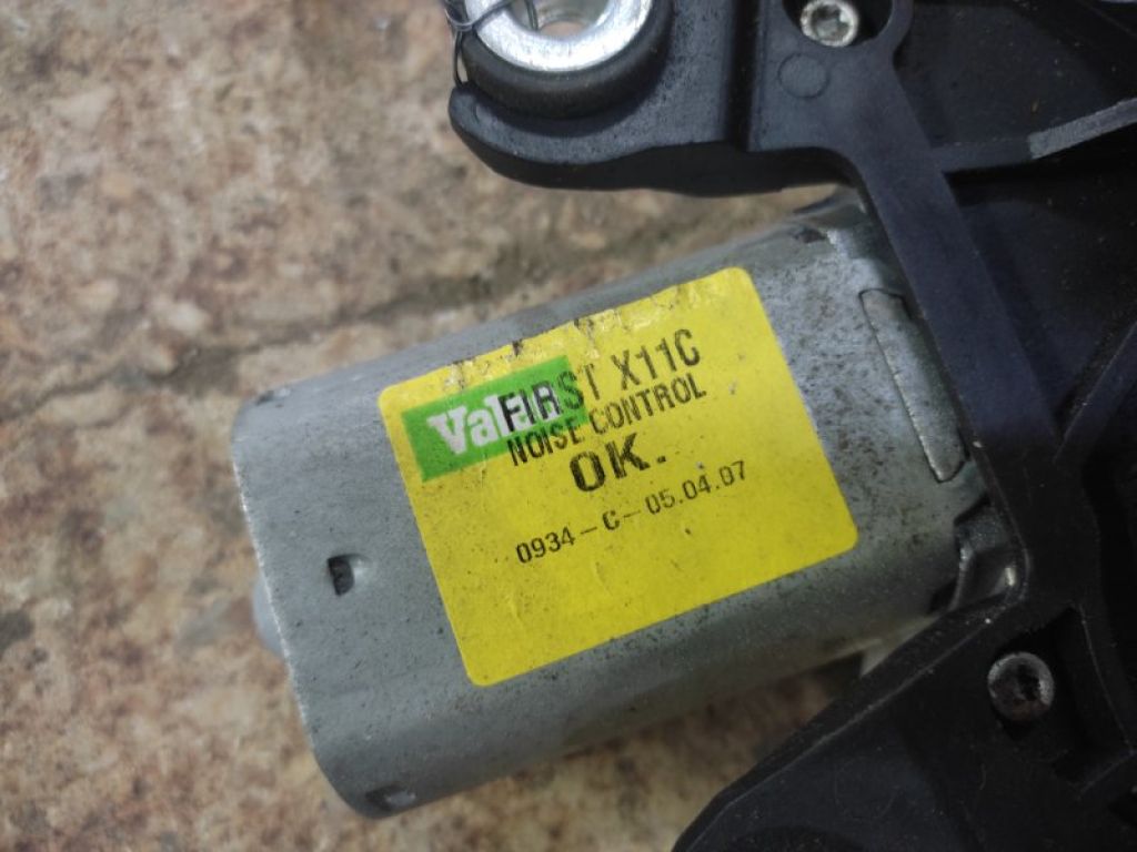 28710-EL000 | Моторчик стеклоочистителя задн. NISSAN TIIDA/VERSA C11 04-11 - Фото 2