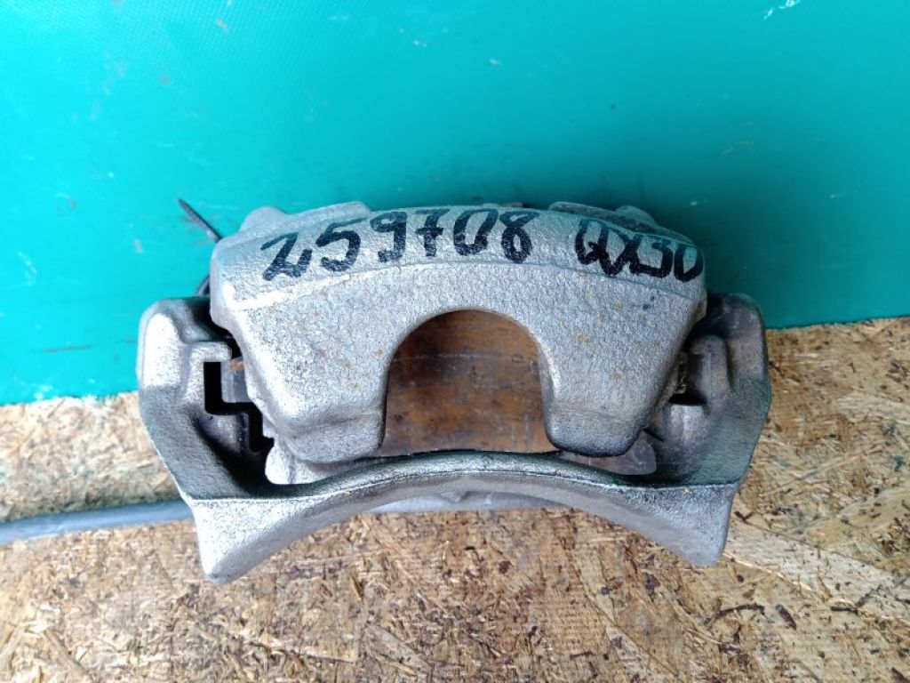 41111-5DA0A | Супорт гальмівний передн. прав. INFINITI QX30 16-20 - Фото 3