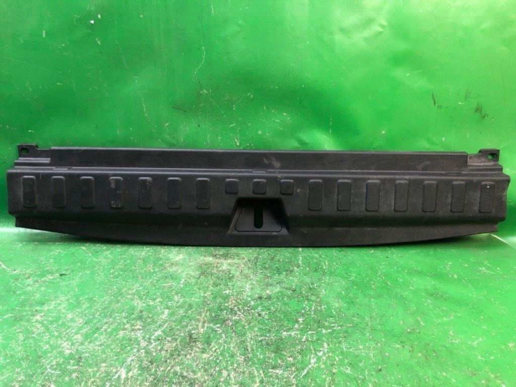 84445055 | Накладка на поріг багажника CHEVROLET EQUINOX 17-