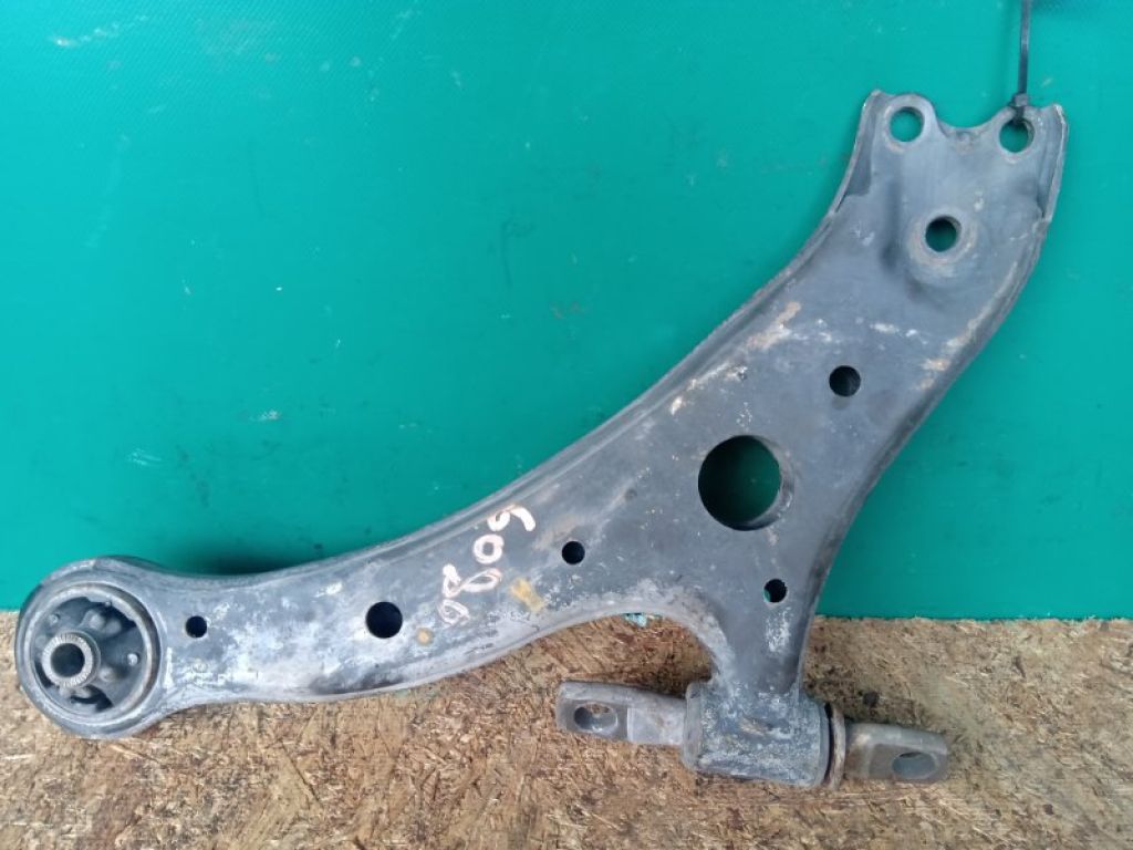 48068-06100 | Важіль передньої підвіски нижній прав. TOYOTA SOLARA 03-09 - Фото 3