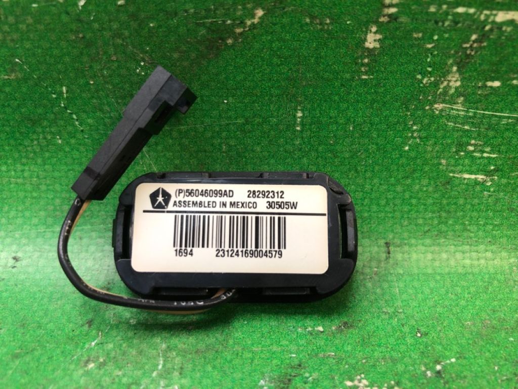 56046099AD | Кнопки руля лів. JEEP COMPASS 06-16 - Фото 3