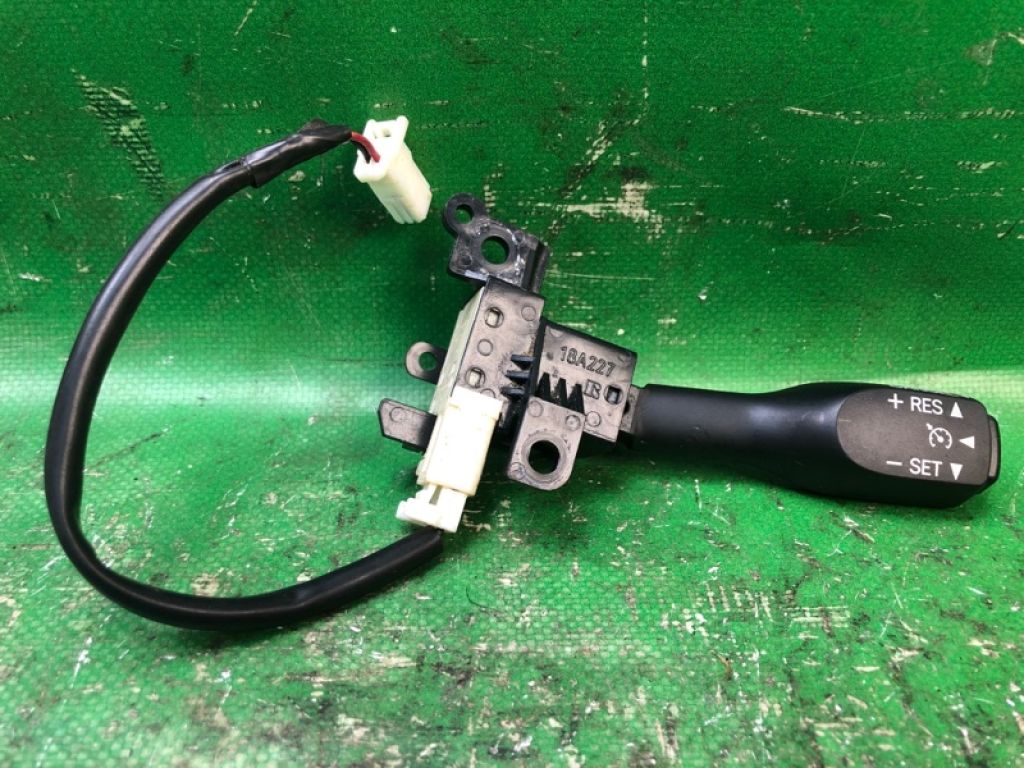 8463208021 | Переключатель круиз-контроля TOYOTA VENZA 09-16