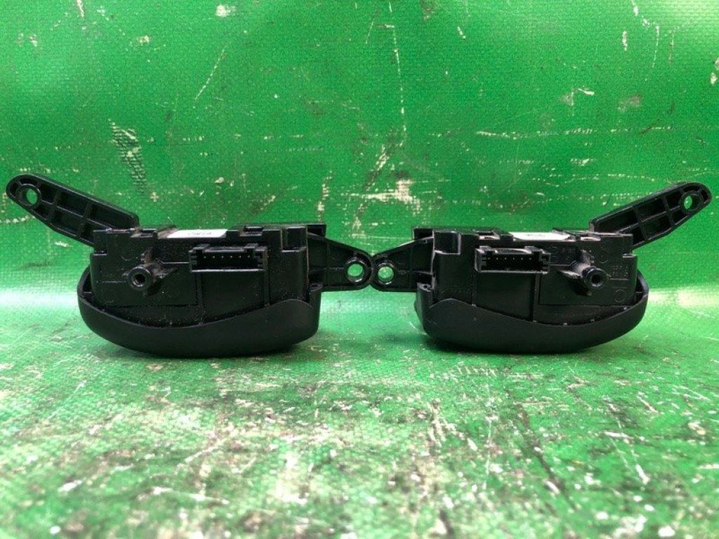 96700B2600 | Кнопки на руль KIA SOUL PS 13-19 - Фото 3