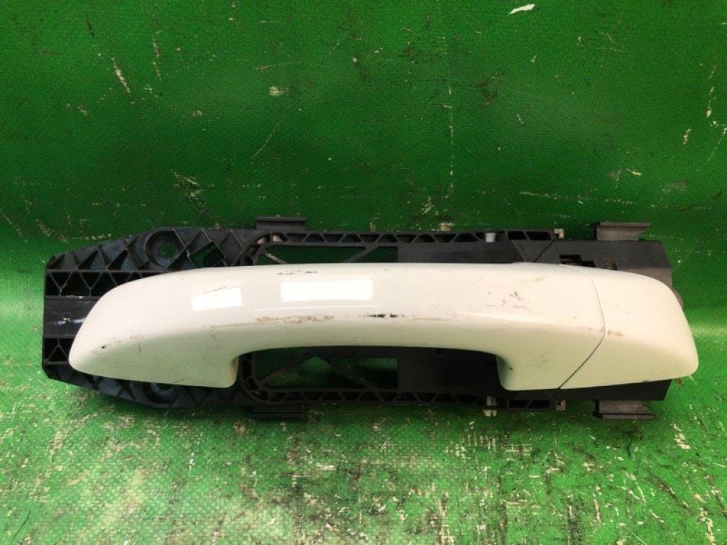 1K8 837 206 F | Ручка двері зовнішня задн. прав. VOLKSWAGEN PASSAT B7 11-15