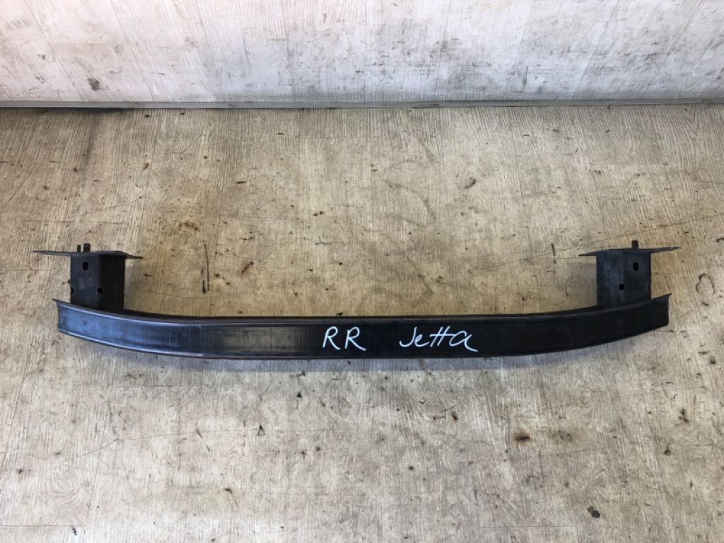 5C6807305B | Підсилювач заднього бампера VOLKSWAGEN JETTA USA 10-17 - Фото 3