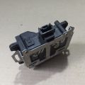 AE063700-0140 | Моторчик заслонки печки задн. TOYOTA SIENNA 03-10 - Превью 3