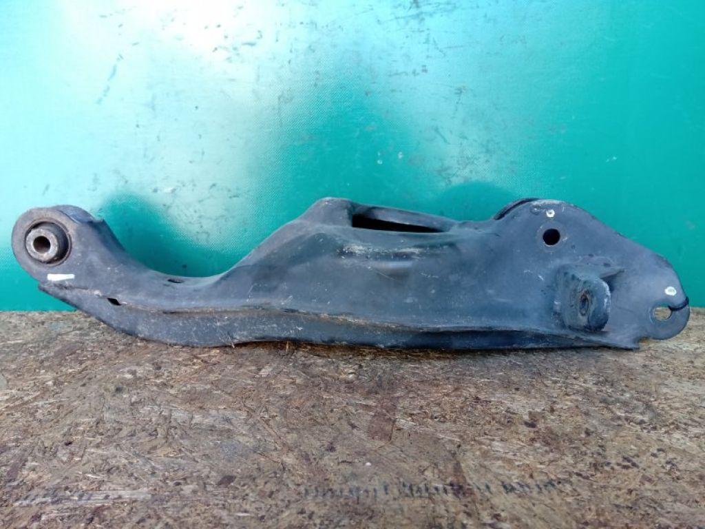 52360-STK-A01 | Важіль задньої підвіски нижній поперечний лів. ACURA RDX 06-12 - Фото 2