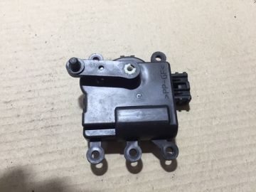 Моторчик заслонки печки MAZDA 6 GG 02-07