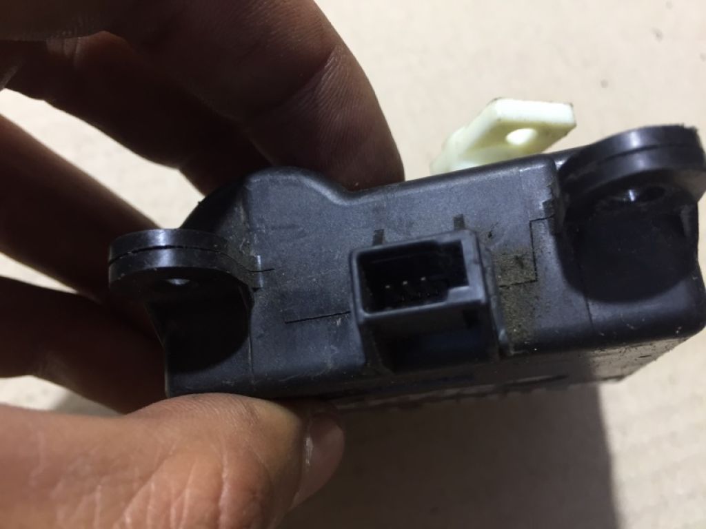 27731-EG000 | Моторчик заслінки пічки NISSAN ALTIMA L32 07-12 - Фото 4