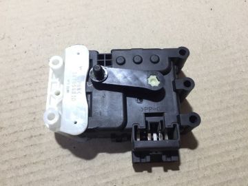 Моторчик заслонки печки MAZDA 6 GG 02-07
