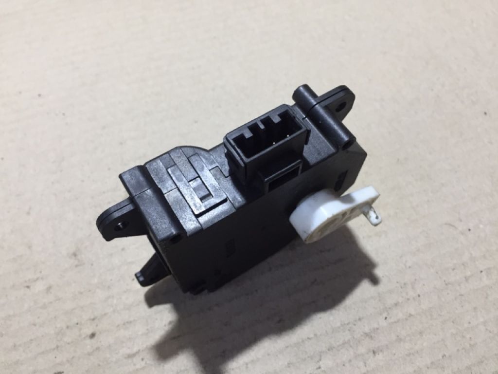 TD11-61-B60 | Моторчик заслонки печки MAZDA CX-9 06-16 - Фото 3