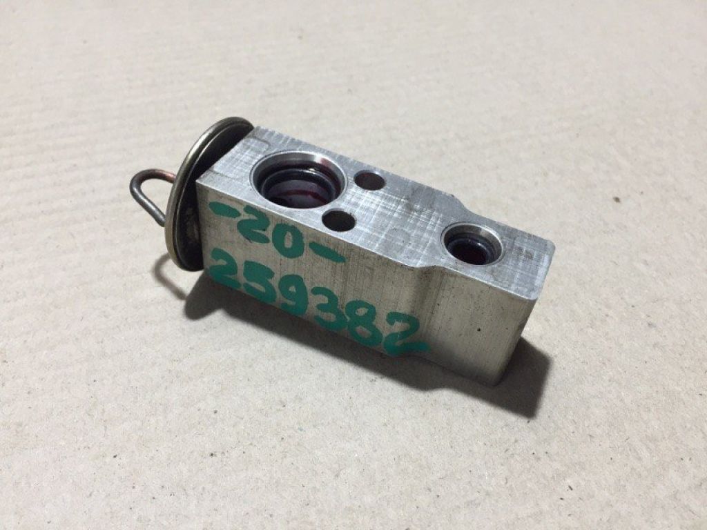 44750-00031 | Клапан кондиціонера TOYOTA CAMRY 20 96-02