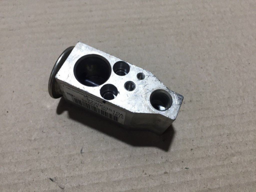 92200-1HP0C | Клапан кондиціонера NISSAN X-TRAIL/ROGUE T32 13-20 - Фото 3